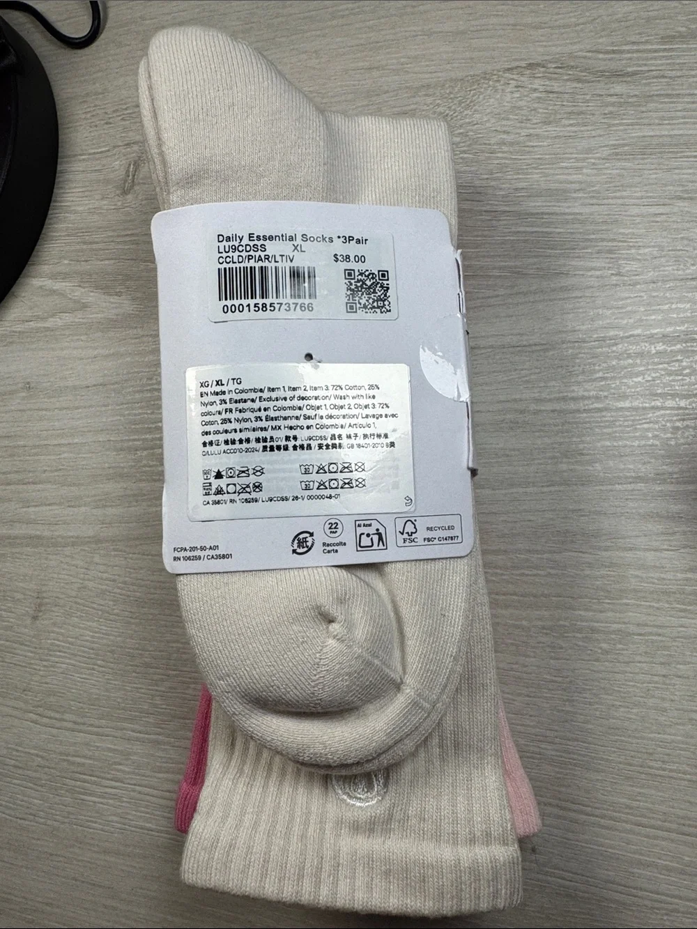 Lululemon Daily Essential Socks 3 pack